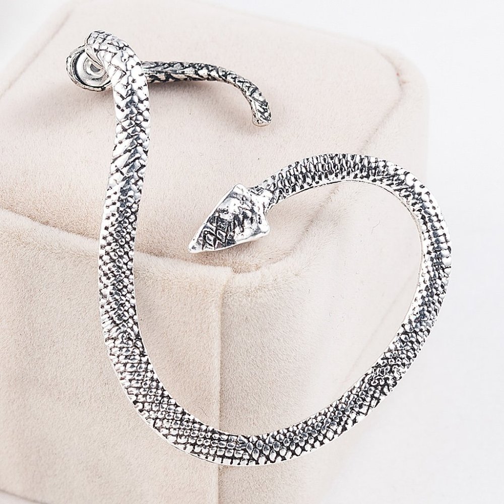 Greek Goddess Wrap-Around Silver Snake Earring - Picture 5 of 9